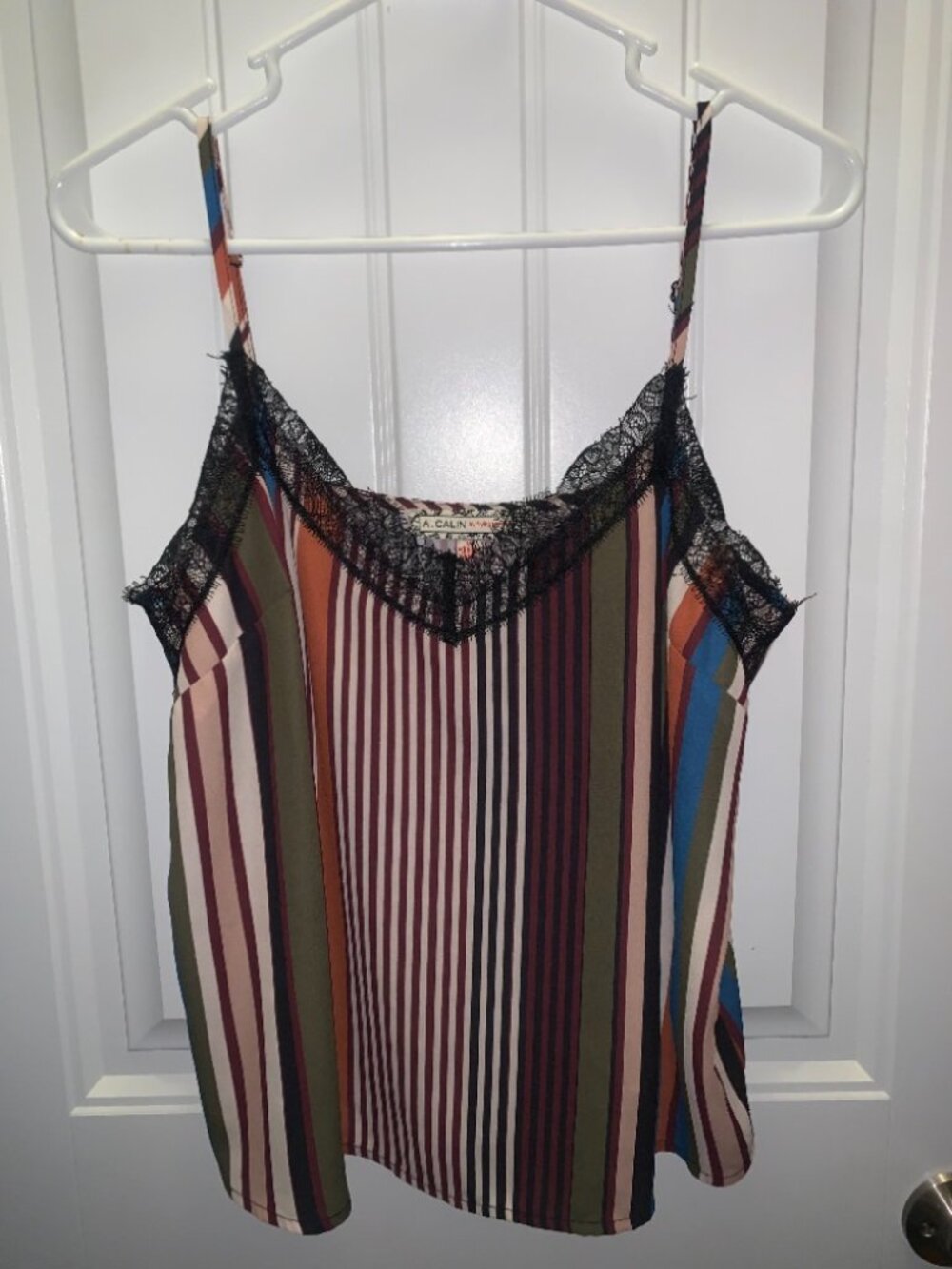 NWOT Lace Trimmed Stripe Tank